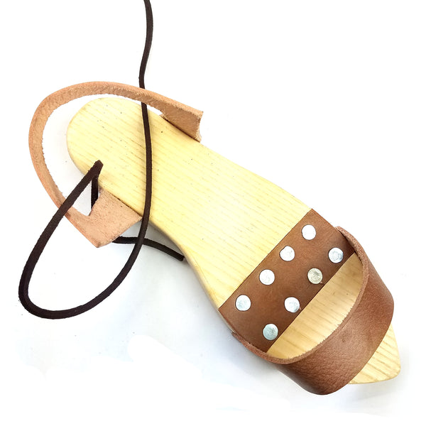 Medieval Pattens - wood overshoes, medieval wood shoes, medieval glogs, middle ages wood shoes, medieval wood sole, medieval outdoor shoes