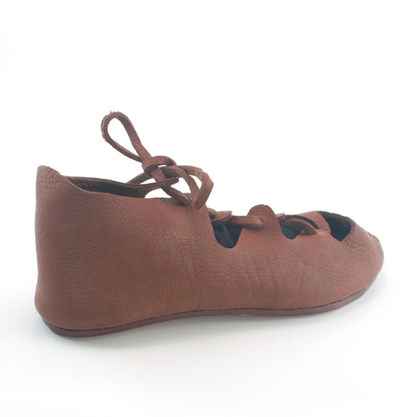 Roman Carbatinae Welzheim Shoes for Men and Women - closed toe Roman sandals,  4th and 5th century Roman women's shoe, Shoes Roman Empire, Roman shoes Vindolanda, Roman shoes Britain as well as the Northern Provinces, Roman SCA shoes, Roman Larp shoes, roman cosplay shoes