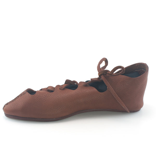 Roman Carbatinae Welzheim Shoes for Men and Women - closed toe Roman sandals,  4th and 5th century Roman women's shoe, Shoes Roman Empire, Roman shoes Vindolanda, Roman shoes Britain as well as the Northern Provinces, Roman SCA shoes, Roman Larp shoes, roman cosplay shoes